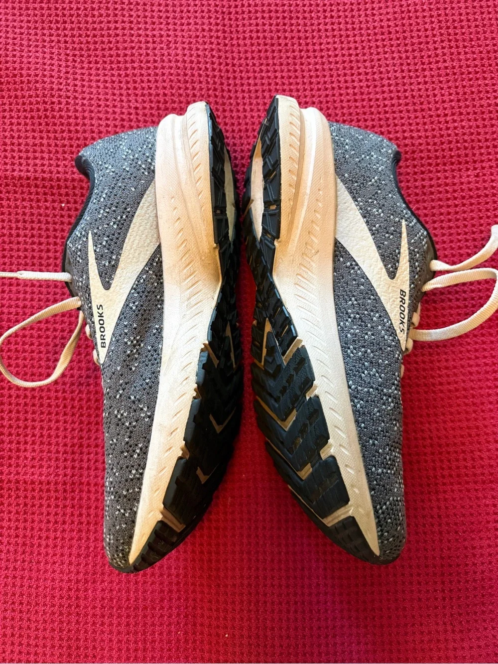Brooks Launch 7 (1203221B062) Women 7.5